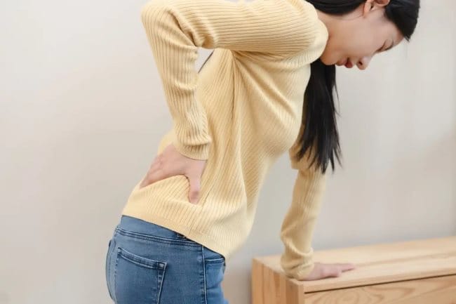 8 Obat Syaraf Kejepit Alami Ampuh untuk Meredakan Gejala - Alodokter