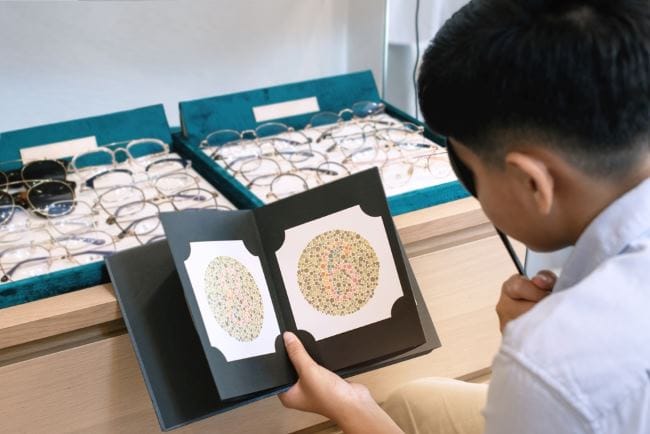 Apakah Buta Warna Bisa Disembuhkan? Ini Penjelasannya - Alodokter