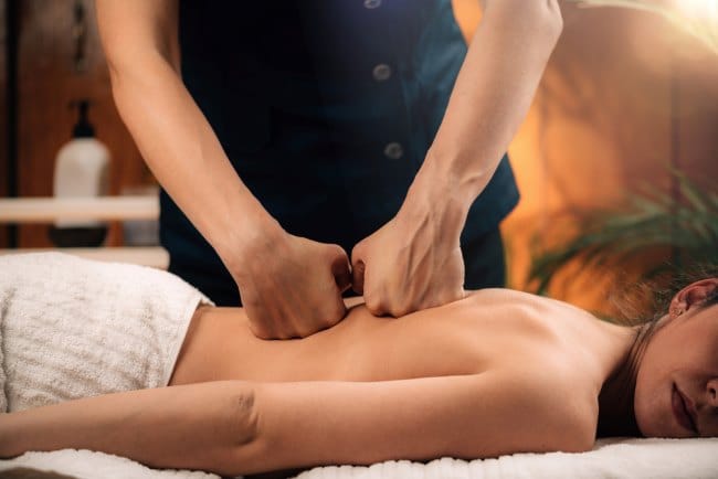 Deep Tissue Massage, Ketahui Manfaat dan Hal-Hal yang Perlu Diperhatikan - Alodokter