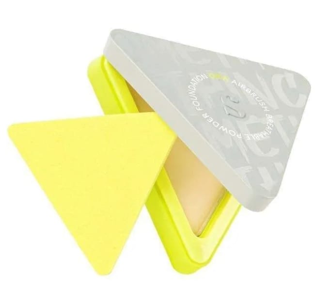 6 Bedak yang Cocok untuk Kulit Kering, Tampil Glowing Seharian - Alodokter