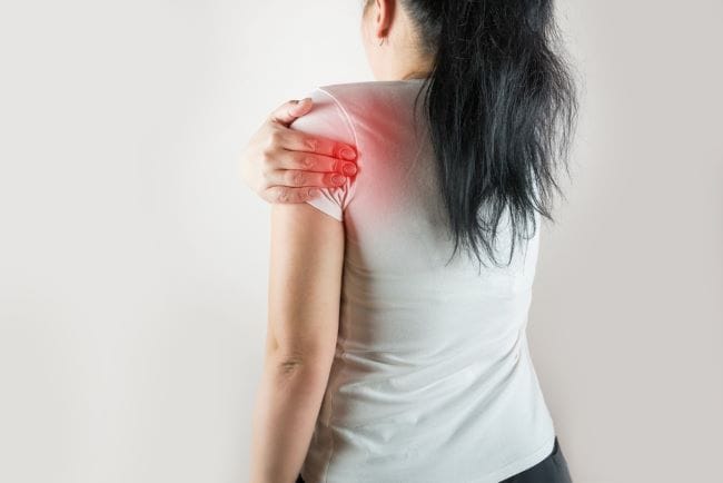 7 Cara Mengatasi Sakit Belikat Kiri dengan Mudah dan Aman - Alodokter