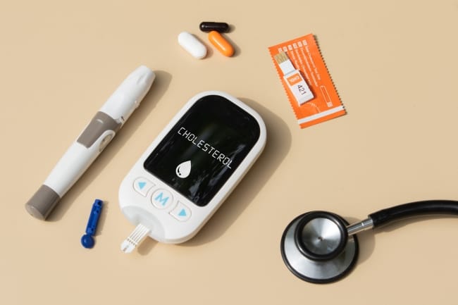 5 Alat Tes Kolesterol Terbaik di Apotek - Alodokter
