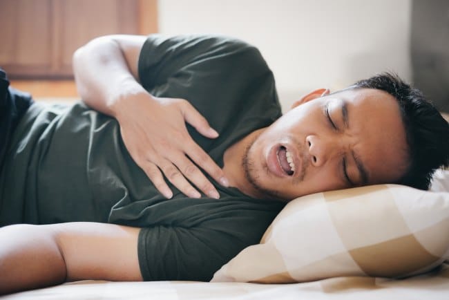 Bangun Tidur Dada Sakit, Inilah Penyebabnya yang Sering Terjadi - Alodokter