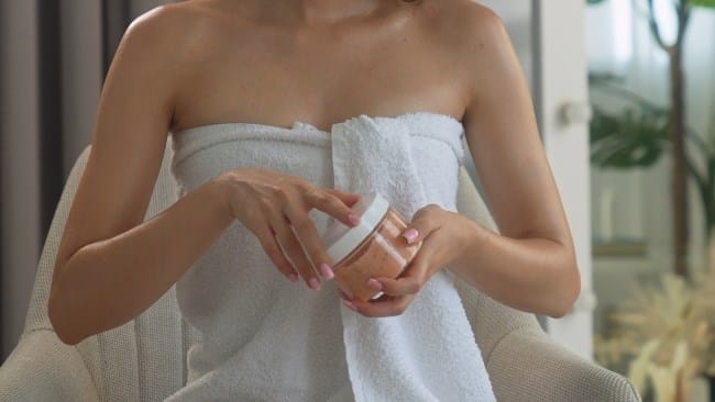 Cara Luluran yang Benar untuk Kulit Halus dan Cerah - Alodokter