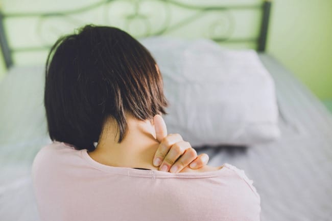 7 Cara Mengobati Leher Sebelah Kanan Sakit yang Mudah Dilakukan - Alodokter