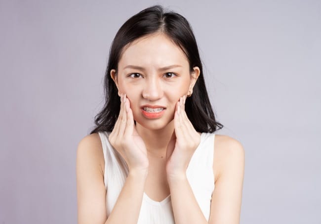 5 Cara agar Gigi Bungsu Tumbuh Normal - Alodokter