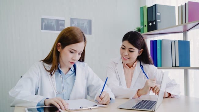 Grey Rock Method, Cara Efektif Melindungi Diri dari Orang Toksik - Alodokter