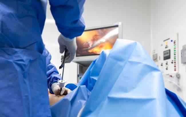 Dokter Spesialis Bedah Terbaik di Bandung - Alodokter