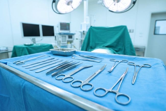 Alat Bedah, Kenali Jenis dan Fungsinya - Alodokter