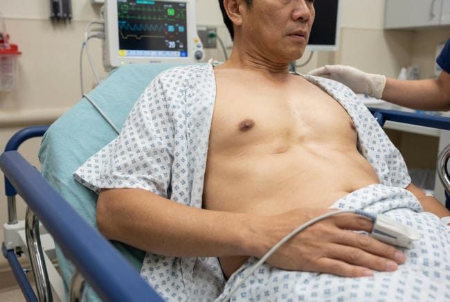 Retraksi Dada, Kenali Gejala, Penyebab, dan Penanganannya - Alodokter