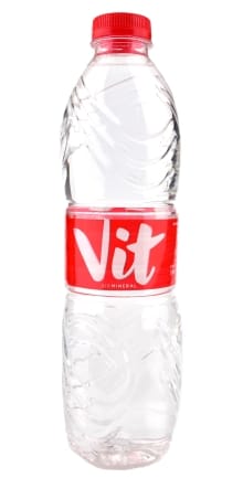 7 Air Mineral Botol yang Praktis Dibawa ke Mana-Mana - Alodokter