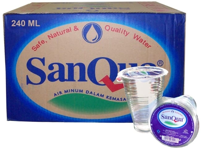 6 Air Mineral Gelas yang Mudah Didapatkan - Alodokter