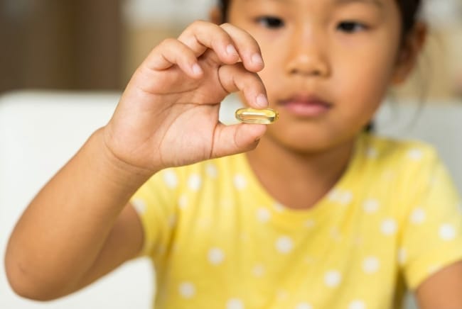 10 Vitamin D3 Anak yang Mudah Didapat di Apotek - Alodokter