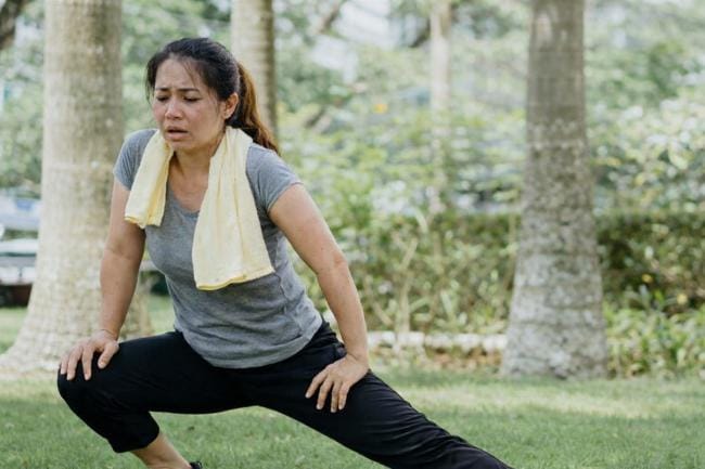 Olahraga Saat Demam, Amankah? - Alodokter