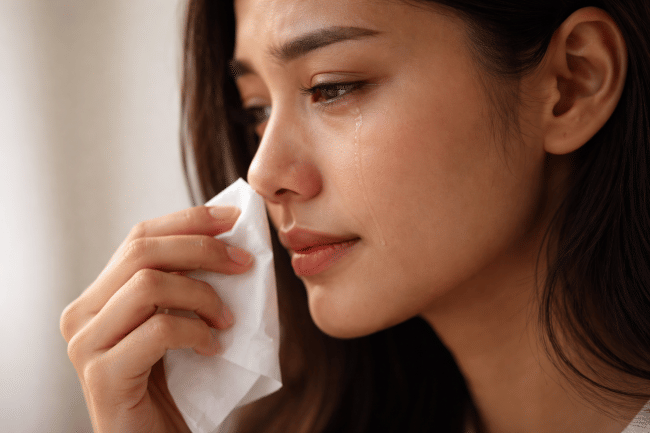 Kenapa Saat Menangis Keluar Ingus? Begini Penjelasannya - Alodokter