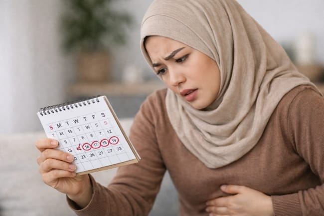 Telat Haid Saat Puasa, Ini Penyebab dan Cara Mencegahnya - Alodokter