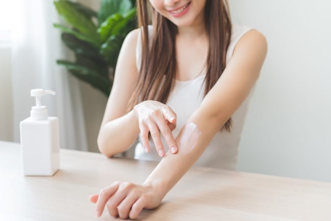 10 Handbody untuk Kulit Kering Terbaik - Alodokter