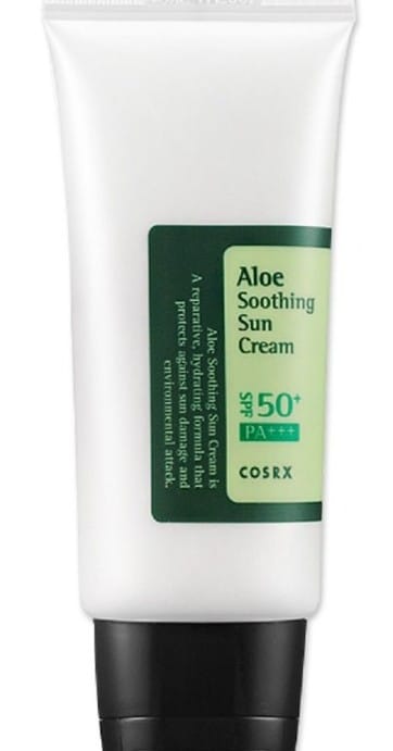 13 Sunscreen untuk Kulit Sensitif yang Cocok Digunakan Setiap Hari - Alodokter