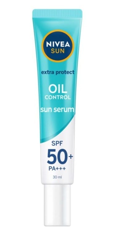 10 Sunscreen untuk Kulit Berminyak yang Nyaman di Kulit - Alodokter