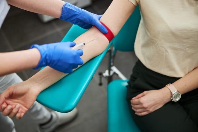 Rumah Sakit Terbaik untuk Phlebotomy - Alodokter