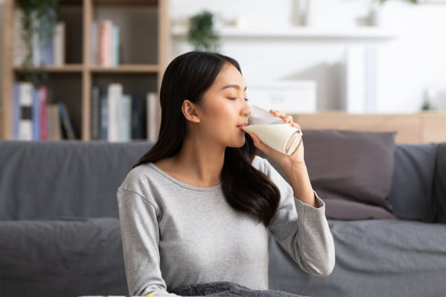 Susu Kolagen, Solusi Praktis Jaga Kesehatan Kulit, Tulang, dan Sendi - Alodokter