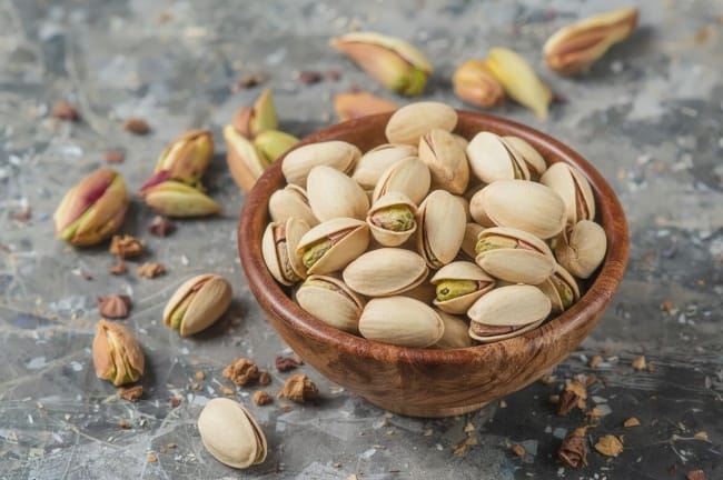 7 Kacang Pistachio Terbaik yang Enak dan Kaya Nutrisi - Alodokter