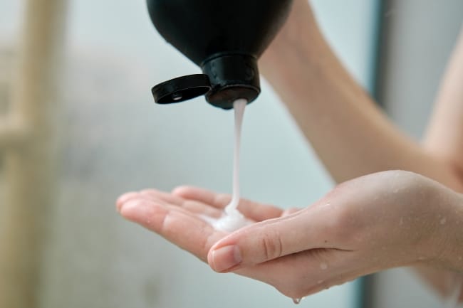 8 Conditioner Terbaik untuk Rambut Sehat dan Kuat - Alodokter