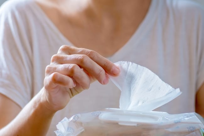 15 Tisu Basah Terbaik untuk Keluarga - Alodokter