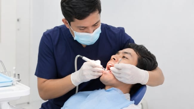 Rumah Sakit Terbaik untuk Scaling Gigi di Jakarta - Alodokter