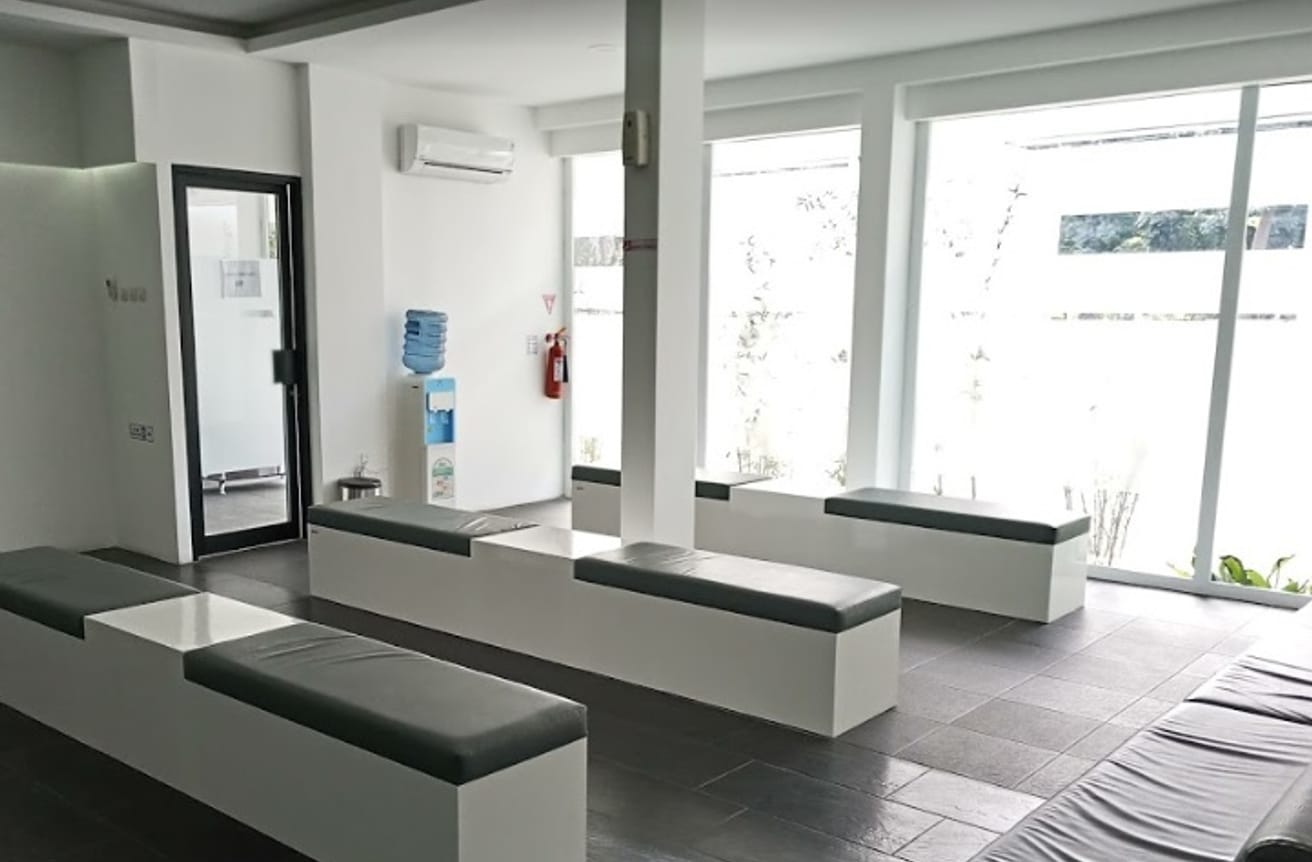 Laboratorium Klinik Kimia Farma Diponegoro