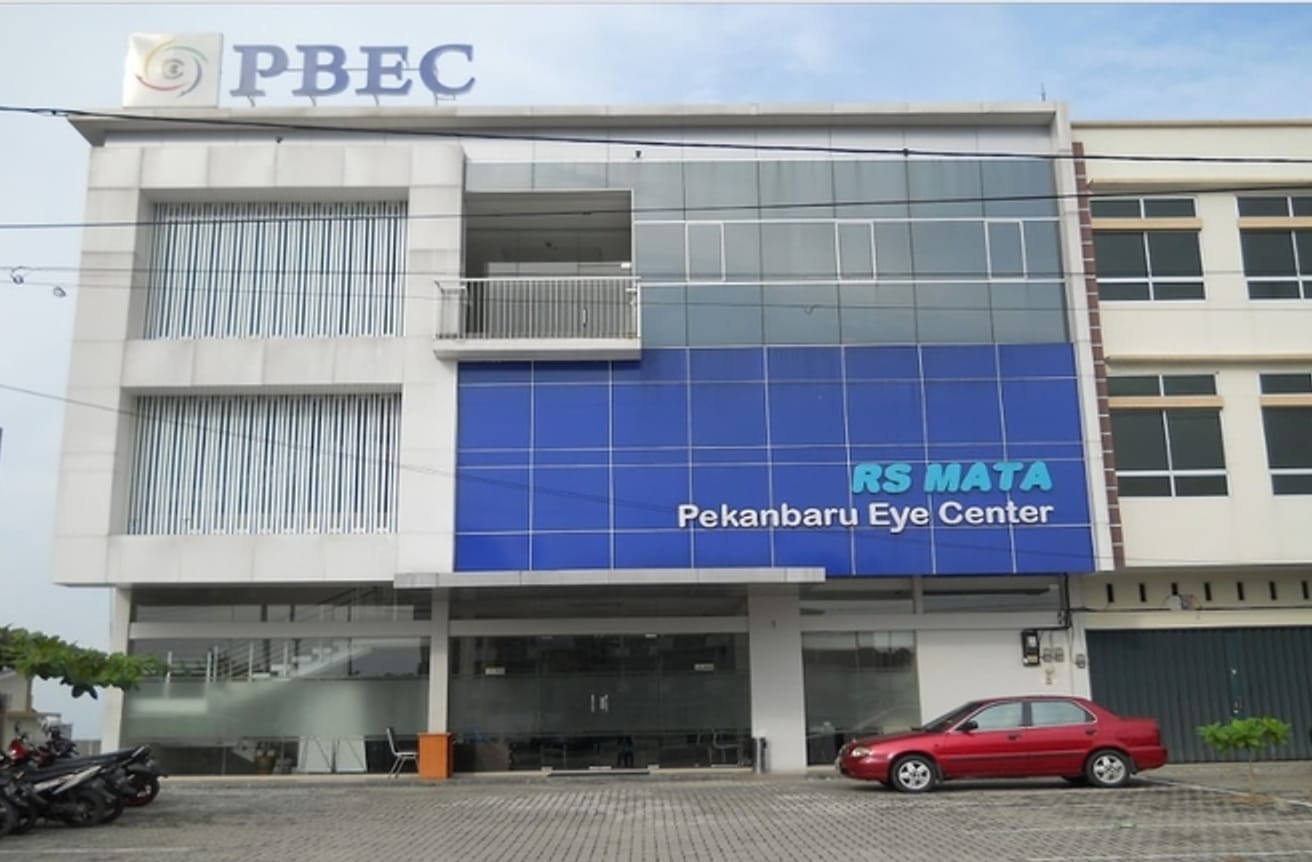 RS Mata Pekanbaru Eye Center (PBEC)
