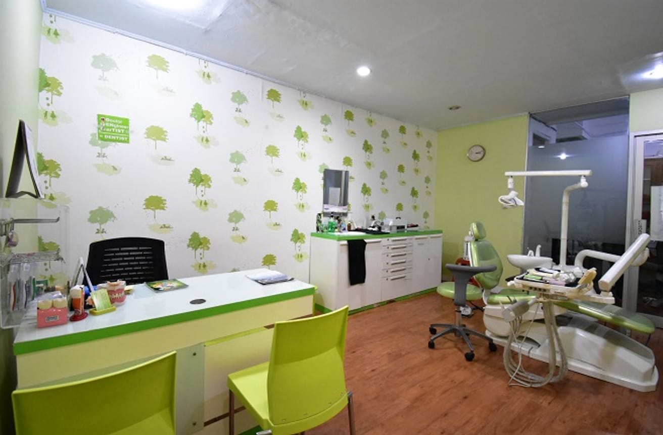 Tooth's Kingdom Dental Care Taman Palem