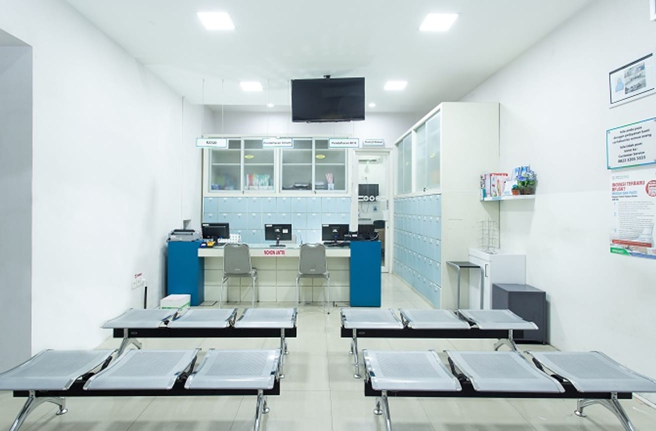 Klinik Mata KMU Gresik