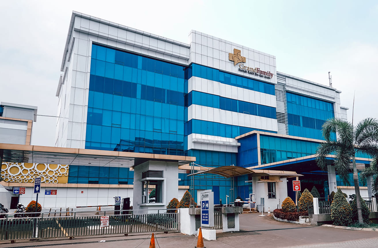 Eka Hospital PIK