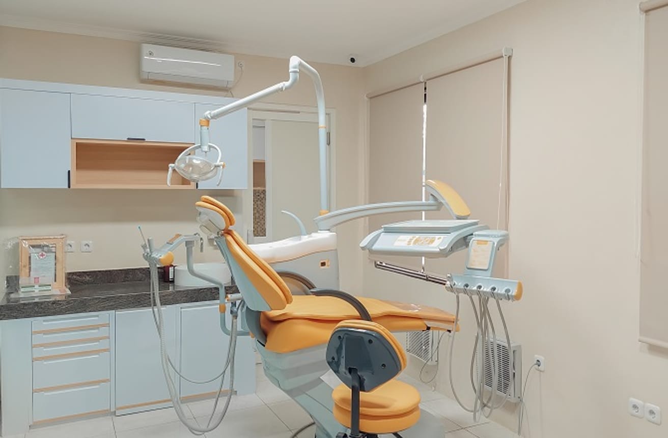 Indental Clinic Surabaya Barat